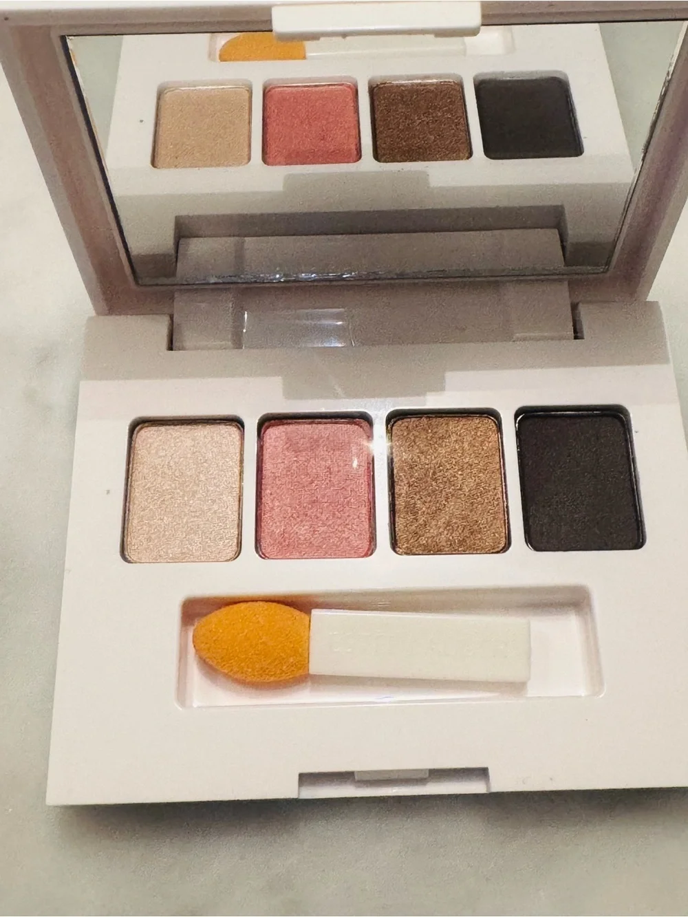 Estee Lauder x Lilly Pulitzer Bright Pink and Green Eyeshadow Palette